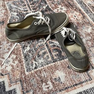 Authentic Vans Canvas Skate Shoes Gray Size 8 Womens